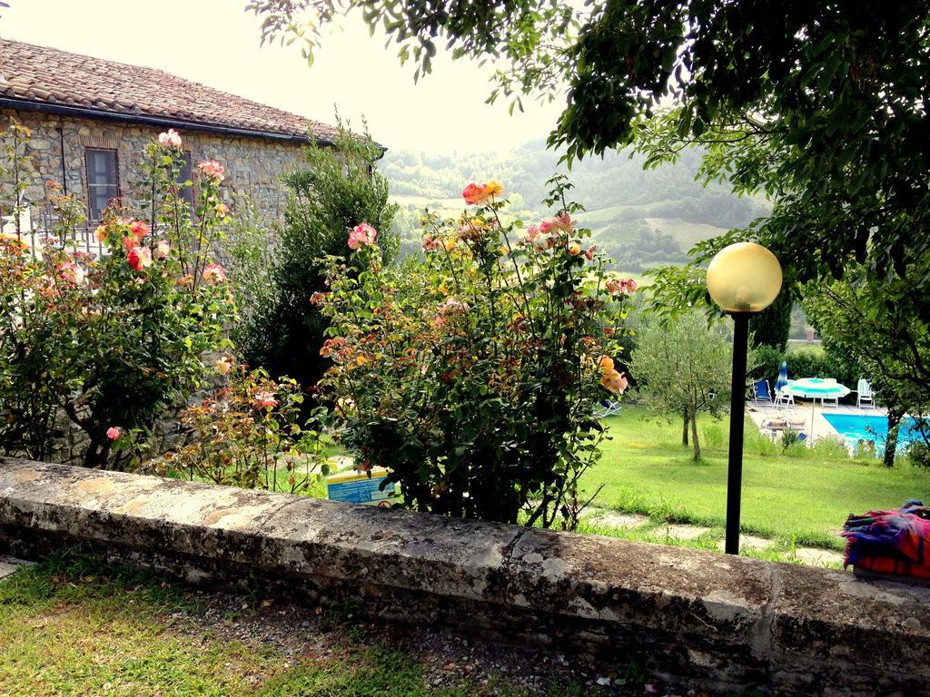 Agriturismo Le Cerinaie Castelnuovo di Val di Cecina Exterior foto